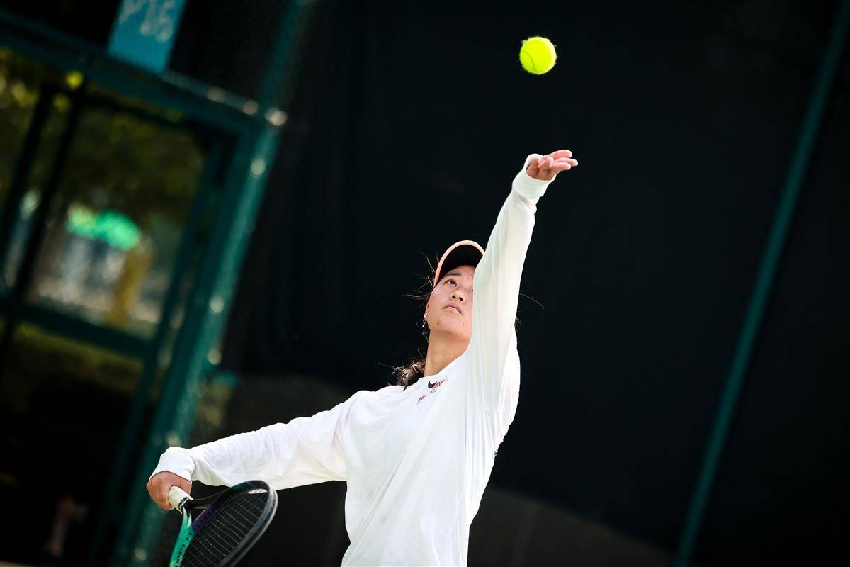 队伍背后 队伍背后