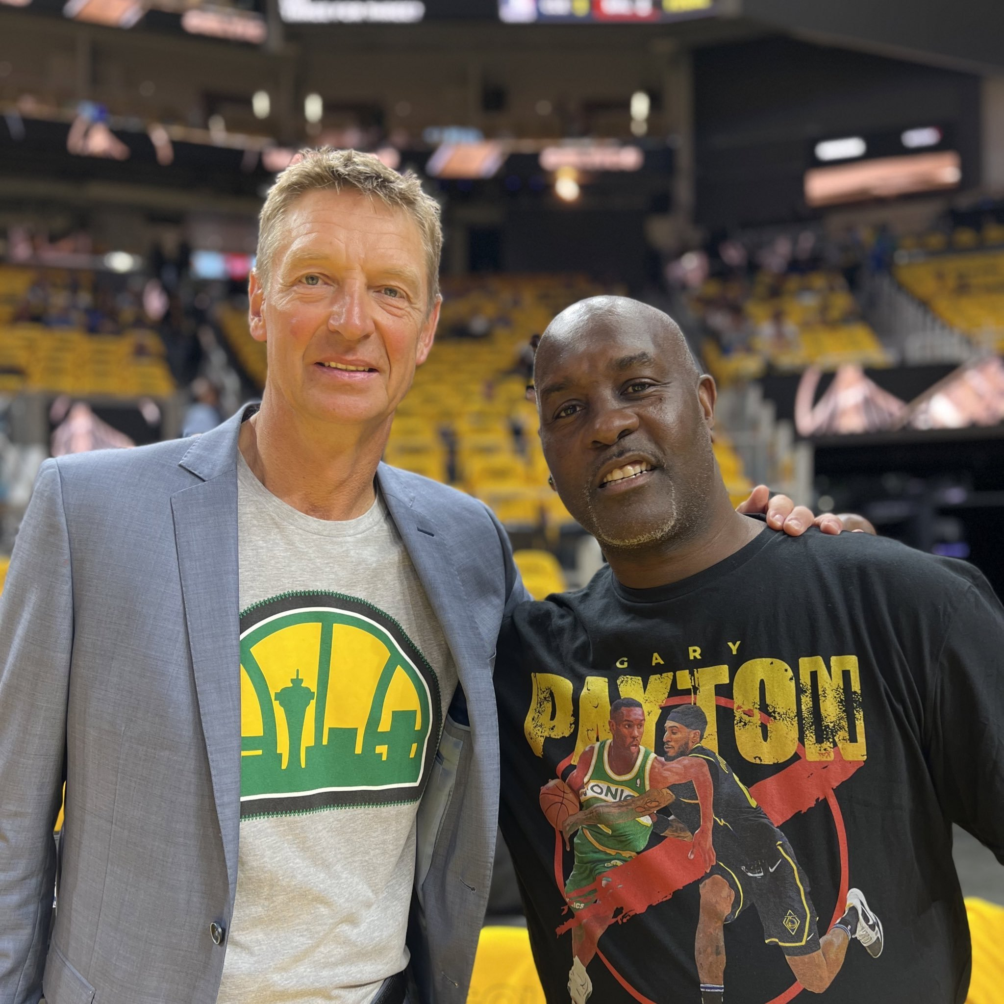 后防的同时 后防的同时